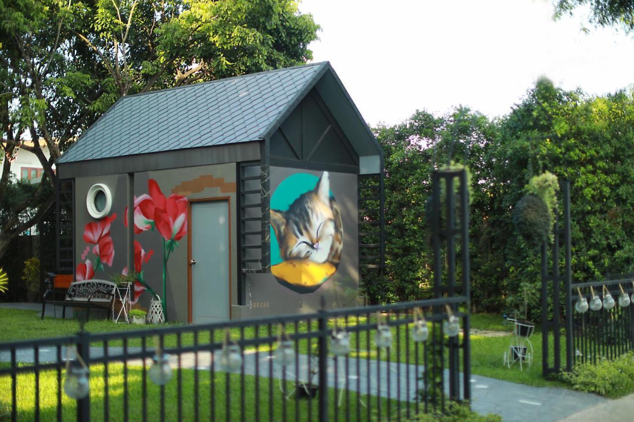 Yellow Pillow Village 清邁 外观 照片
